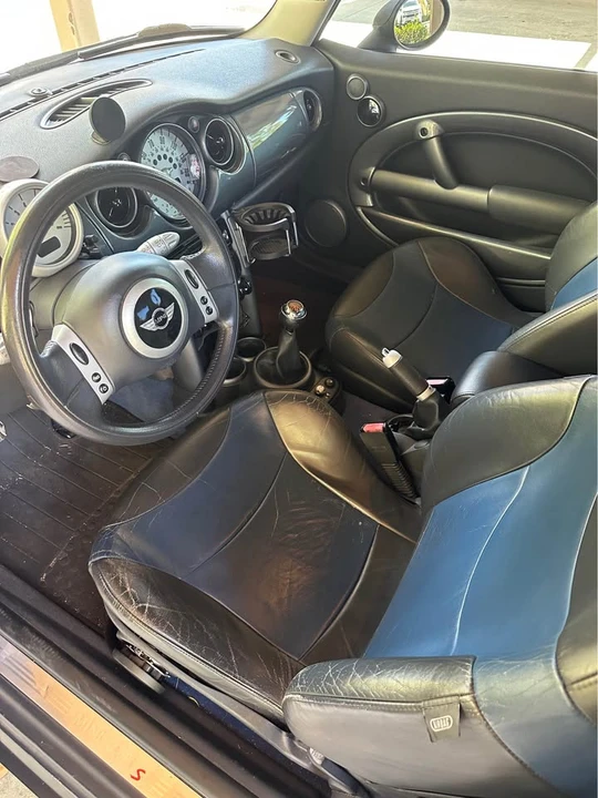 2003 Mini Mini Cooper S 1st Gen - Image 6 of 9