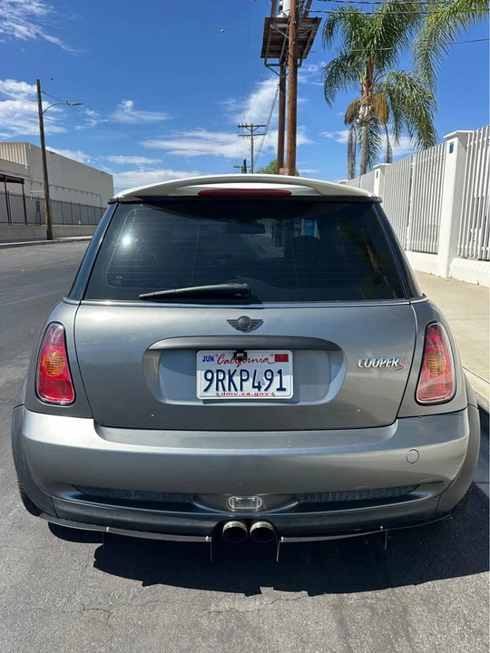 2003 Mini Mini Cooper S 1st Gen - Image 5 of 9