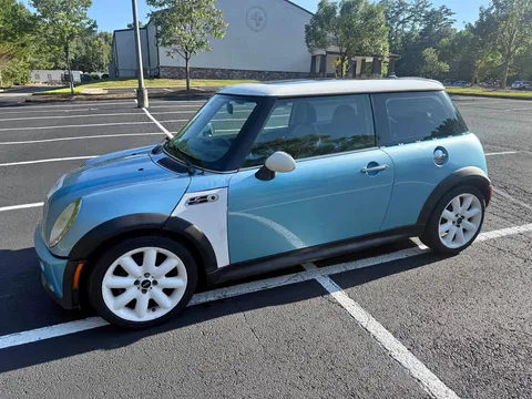 2003 MINI Cooper S Hatchback 2D