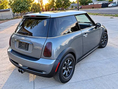 2003 MINI Cooper S Hatchback 2D