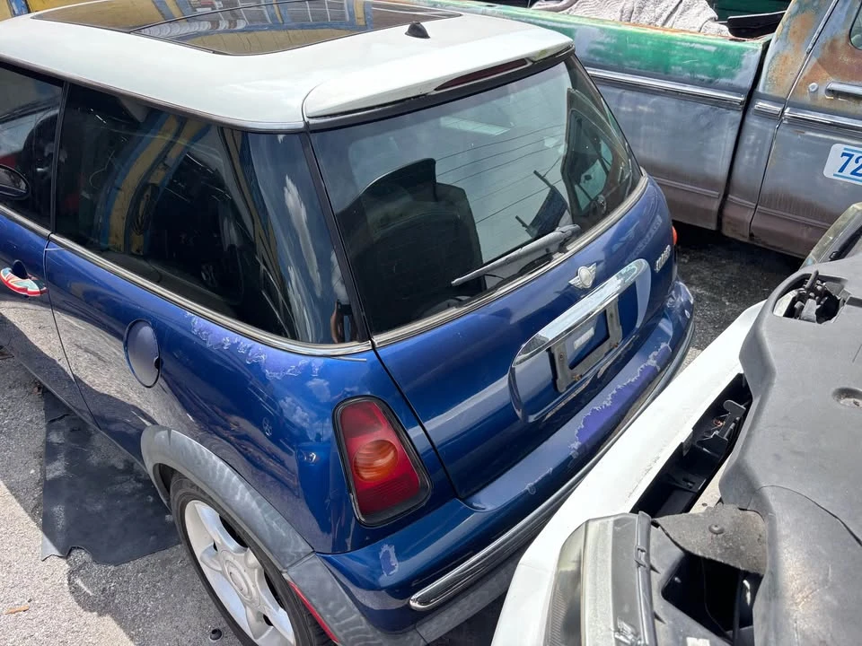 2003 Mini Mini Cooper S 1st Gen - Image 3 of 9