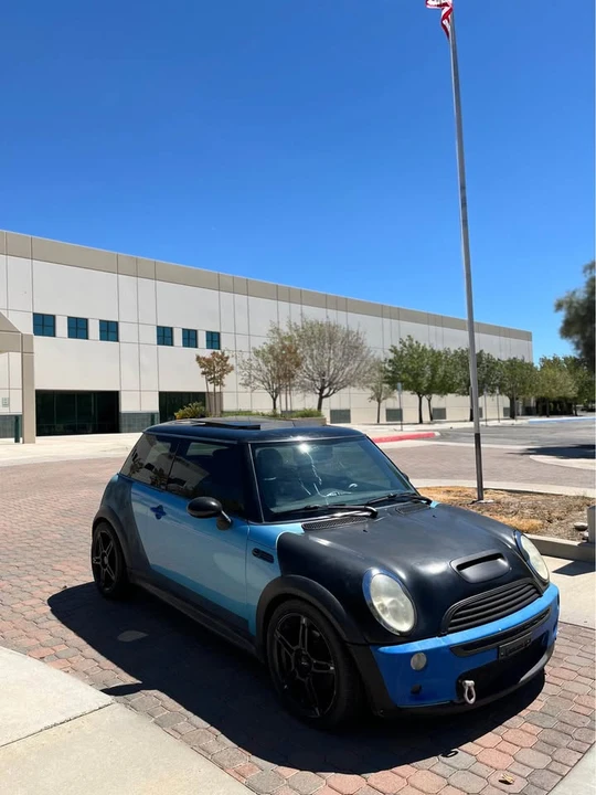 2003 Mini Mini Cooper S 1st Gen - Image 2 of 11