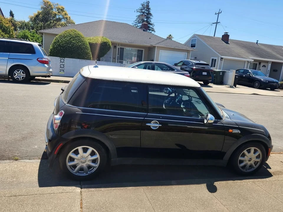 2003 Mini Mini 1st Gen - Image 2 of 6