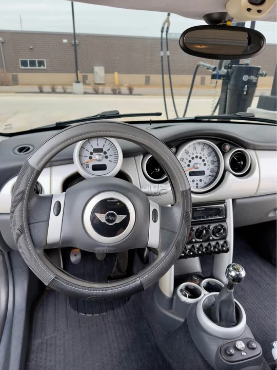 2003 Mini Mini 1st Gen - Image 4 of 11
