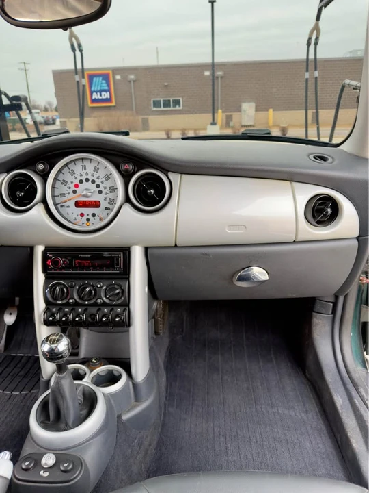 2003 Mini Mini 1st Gen - Image 5 of 11