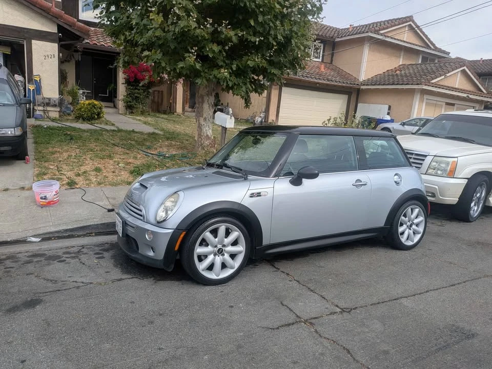 2003 Mini Mini 1st Gen - Image 2 of 6