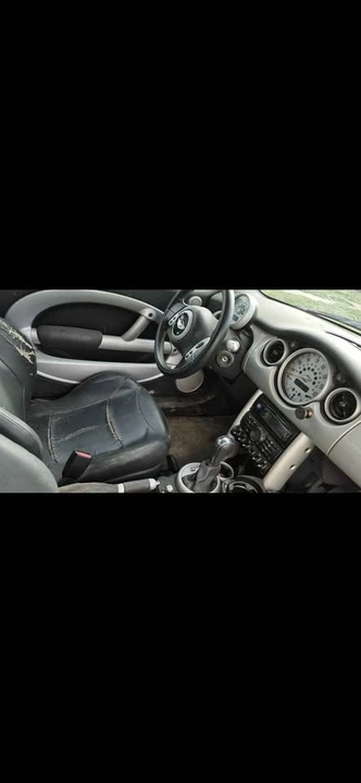 2003 Mini Mini Cooper S 1st Gen - Image 7 of 9