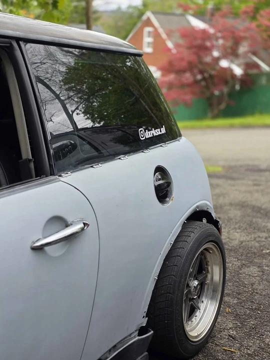 2003 Mini Mini Cooper S 1st Gen - Image 5 of 10