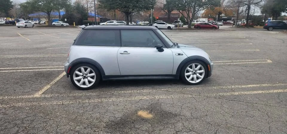 2003 Mini Mini Cooper S 1st Gen - Image 2 of 9
