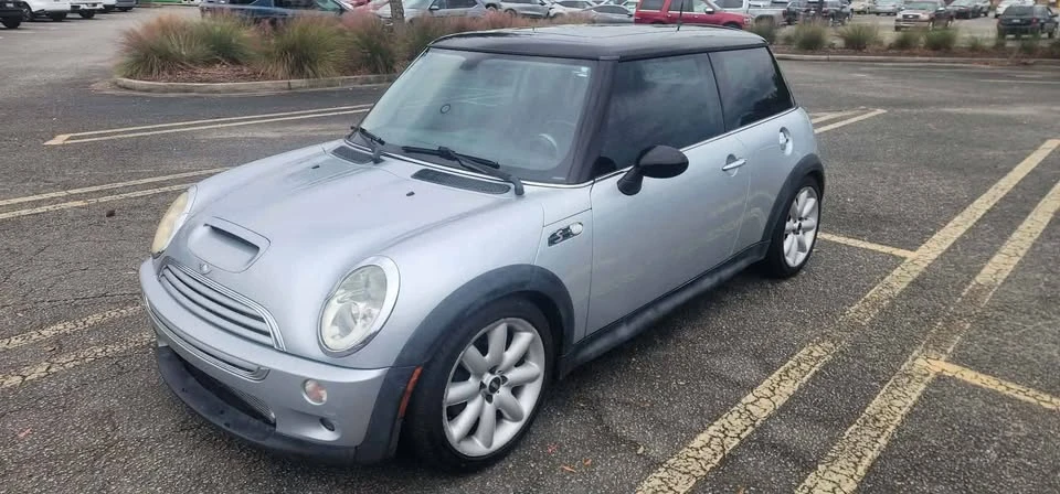 2003 Mini Mini Cooper S 1st Gen - Image 4 of 9