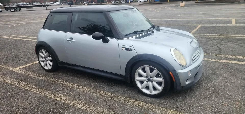 2003 Mini Mini Cooper S 1st Gen - Image 3 of 9