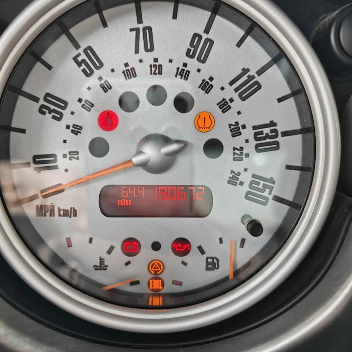 2003 Mini Mini Cooper S 1st Gen - Image 14 of 20