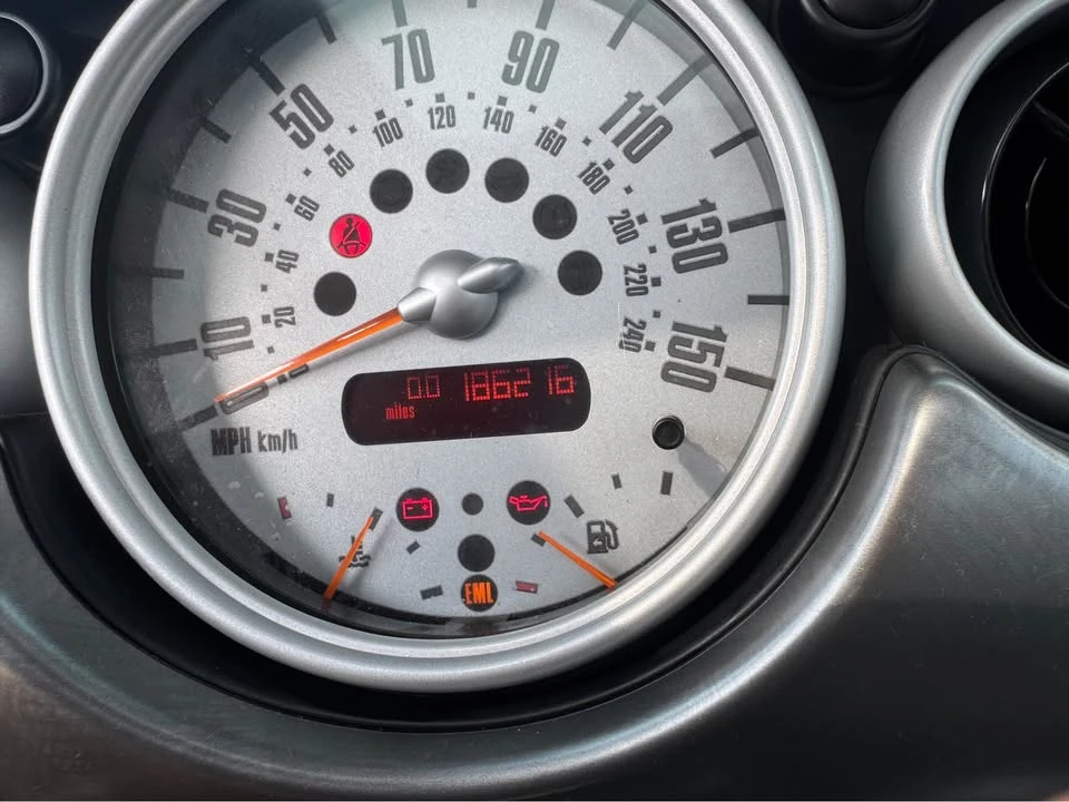2003 Mini Mini Cooper S 1st Gen - Image 12 of 15
