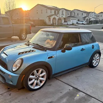2003 MINI Cooper S Hatchback 2D
