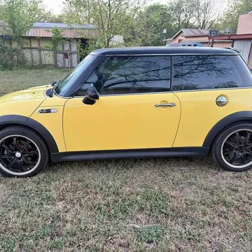 2003 MINI Cooper S Hatchback 2D