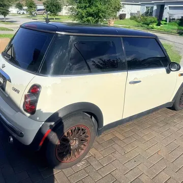 2003 MINI Cooper S Hatchback 2D