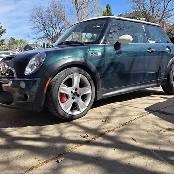 2003 MINI Cooper S Hatchback 2D