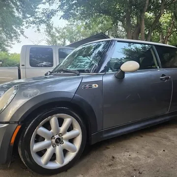 2003 MINI Cooper S Hatchback 2D