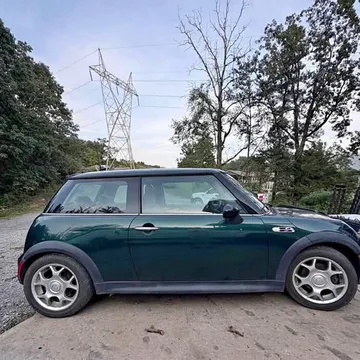2003 MINI Cooper S