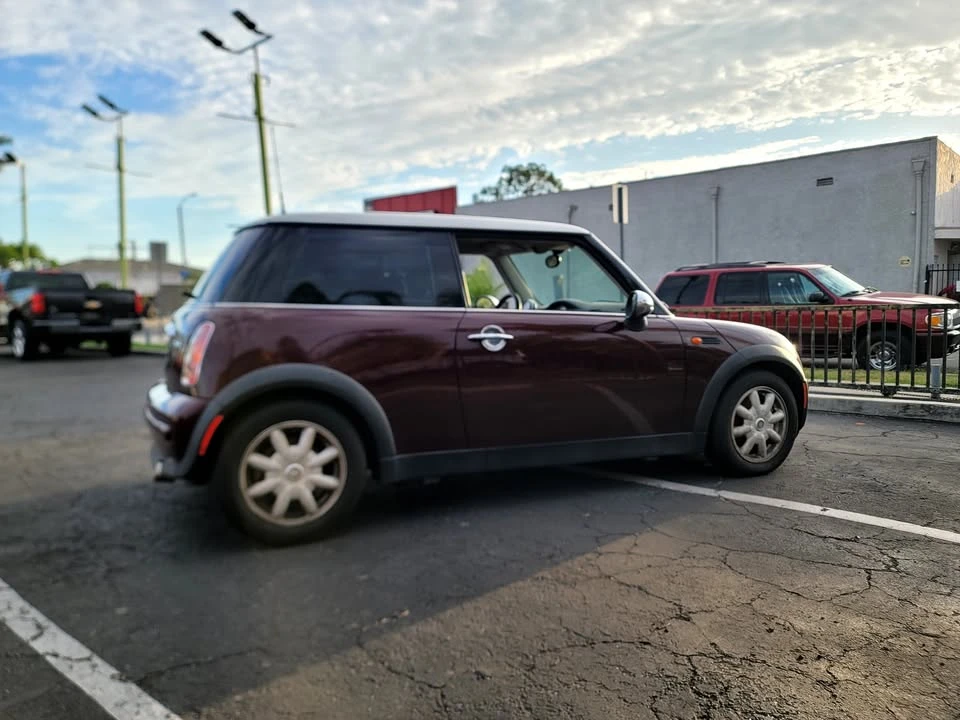 2003 Mini Mini Cooper S 1st Gen - Image 9 of 12
