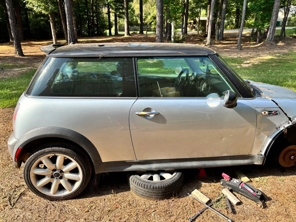 2003 Mini Mini Cooper S 1st Gen - Image 5 of 8
