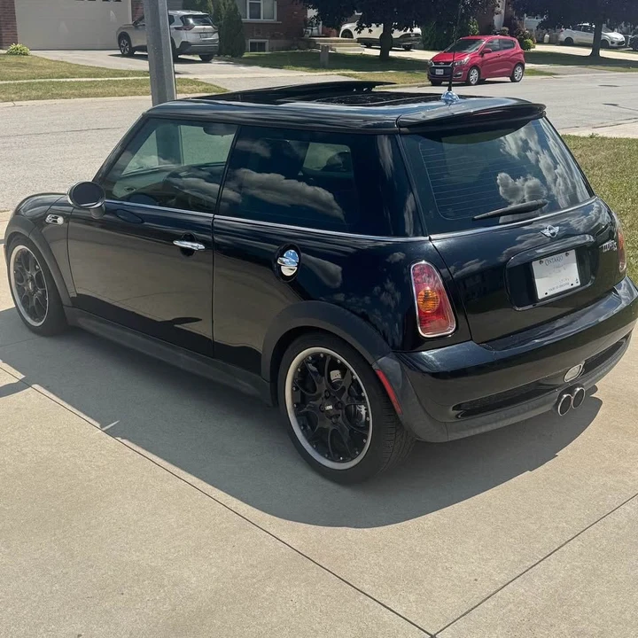 2003 Mini Mini Cooper S 1st Gen - Image 2 of 9