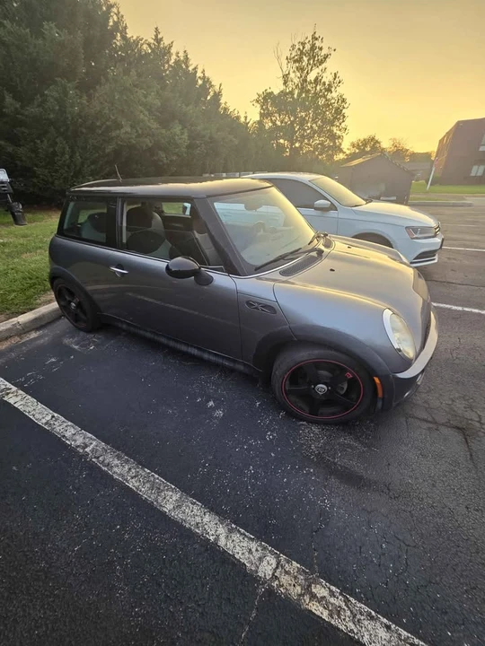 2003 Mini Mini Cooper S 1st Gen - Image 4 of 9
