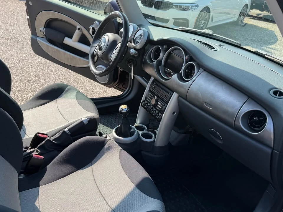 2003 Mini Mini Cooper S 1st Gen - Image 17 of 20