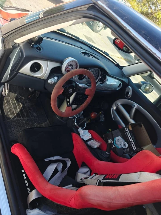 2003 Mini Mini John Cooper Works 1st Gen - Image 8 of 9
