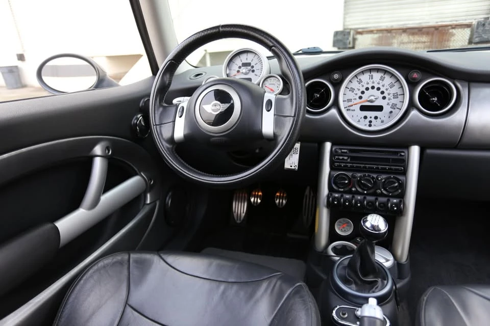 2003 Mini Mini Cooper S 1st Gen - Image 7 of 17