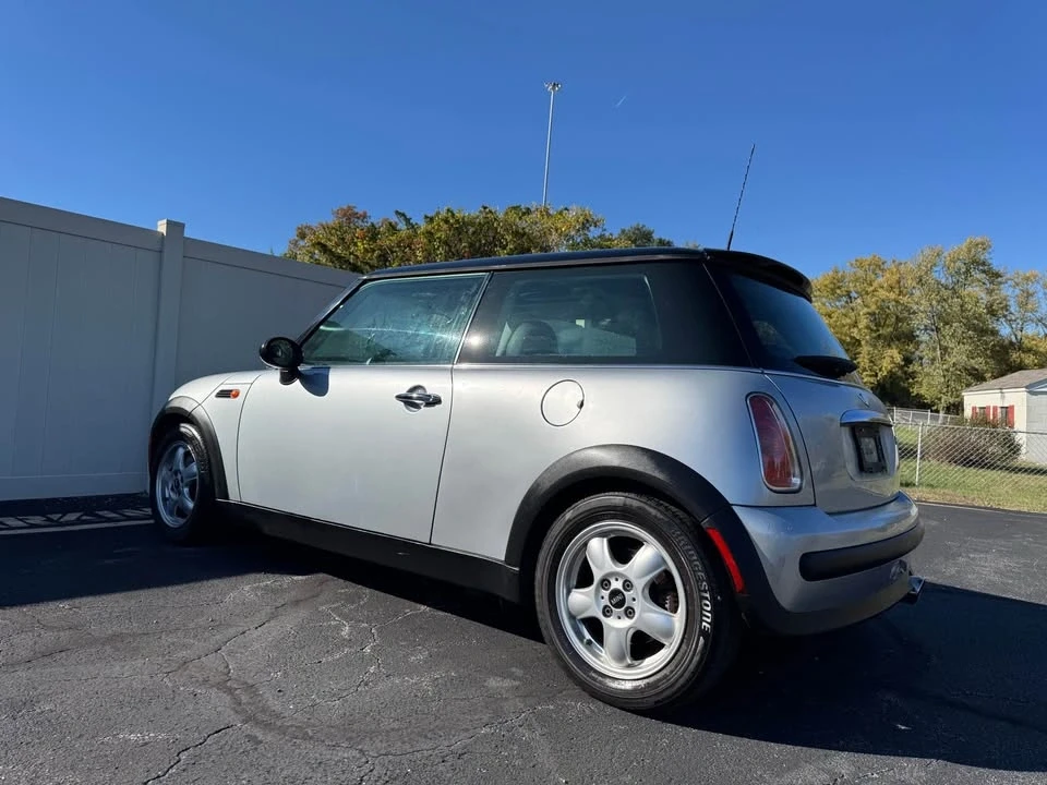 2003 Mini Mini 1st Gen - Image 8 of 10