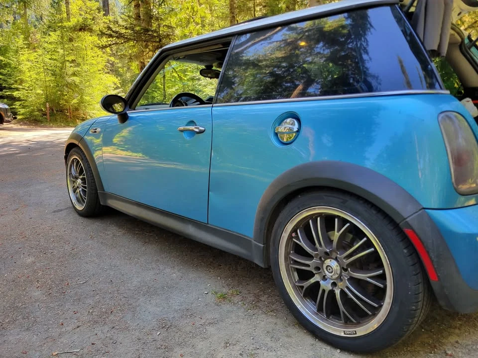 2003 Mini Mini Cooper S 1st Gen - Image 6 of 7