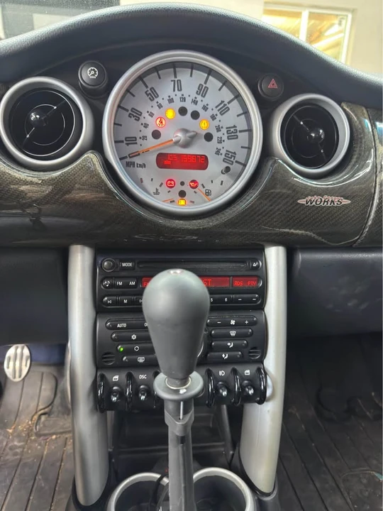 2003 Mini Mini Cooper S 1st Gen - Image 9 of 10