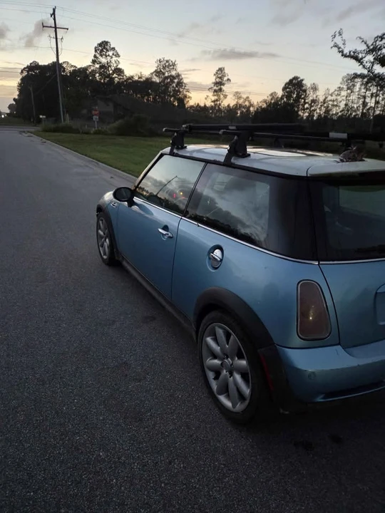 2003 Mini Mini Cooper S 1st Gen - Image 2 of 6