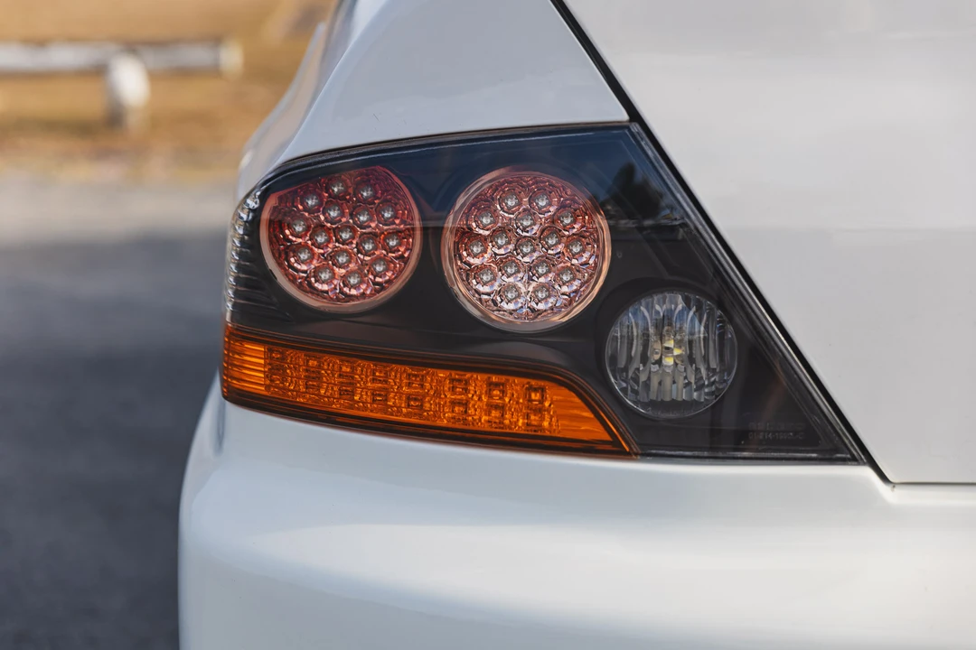 2003 Mitsubishi Lancer Evolution VIII 7th Gen - Image 25 of 31