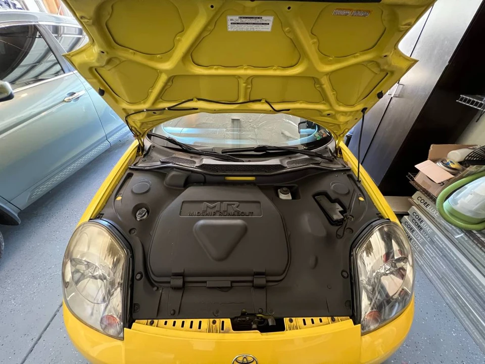2003 Toyota MR2 Spyder/MR-S - Image 11 of 18