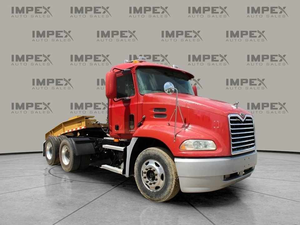 2003 Mack - Image 6 of 21