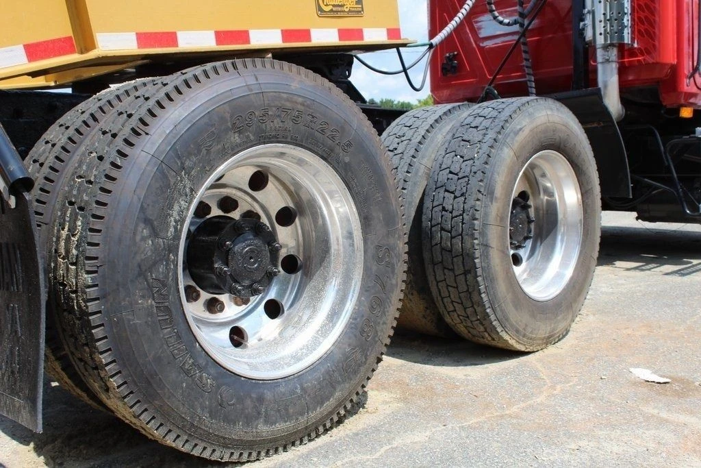 2003 Mack - Image 21 of 21