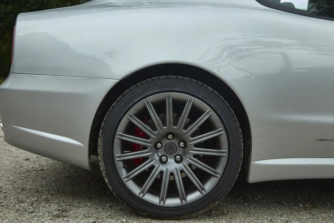 2003 Maserati Coupe - Image 13 of 30