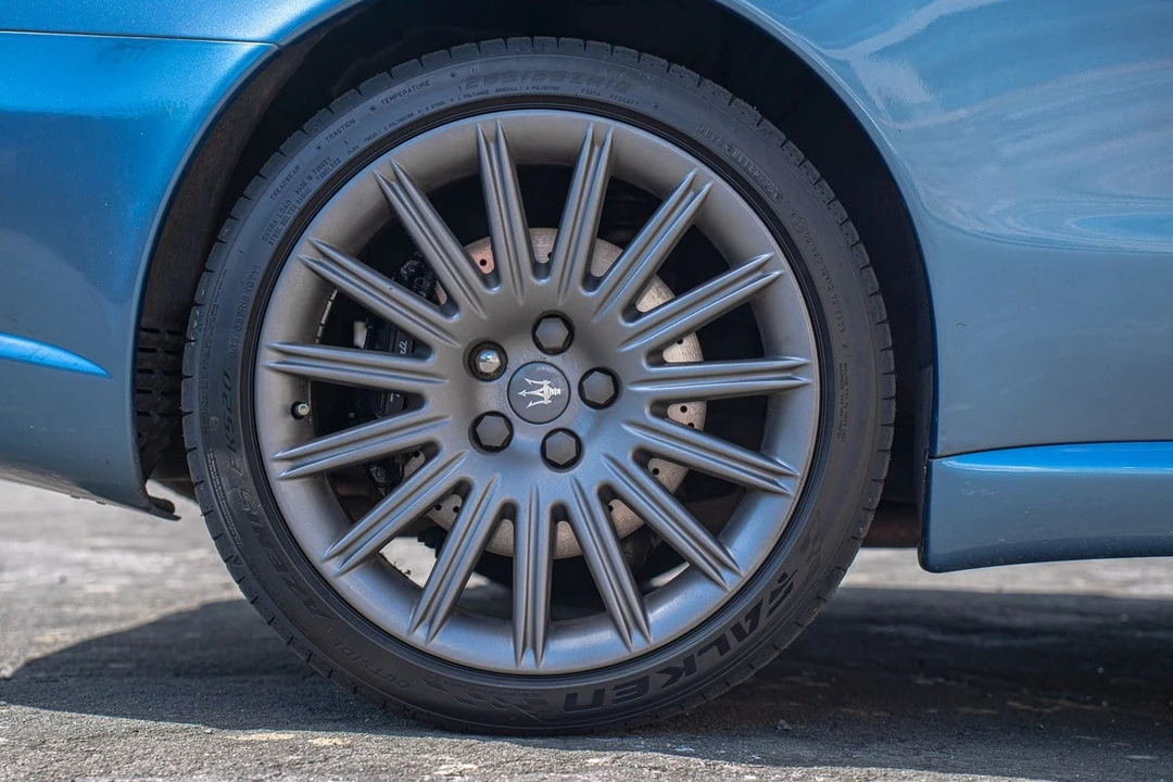 2003 Maserati Coupe - Image 16 of 30