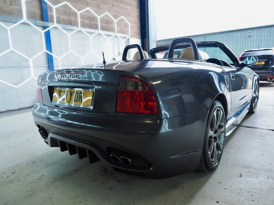 2003 Maserati Spyder - Image 22 of 30