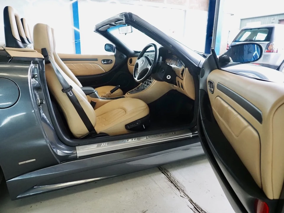 2003 Maserati Spyder - Image 6 of 30