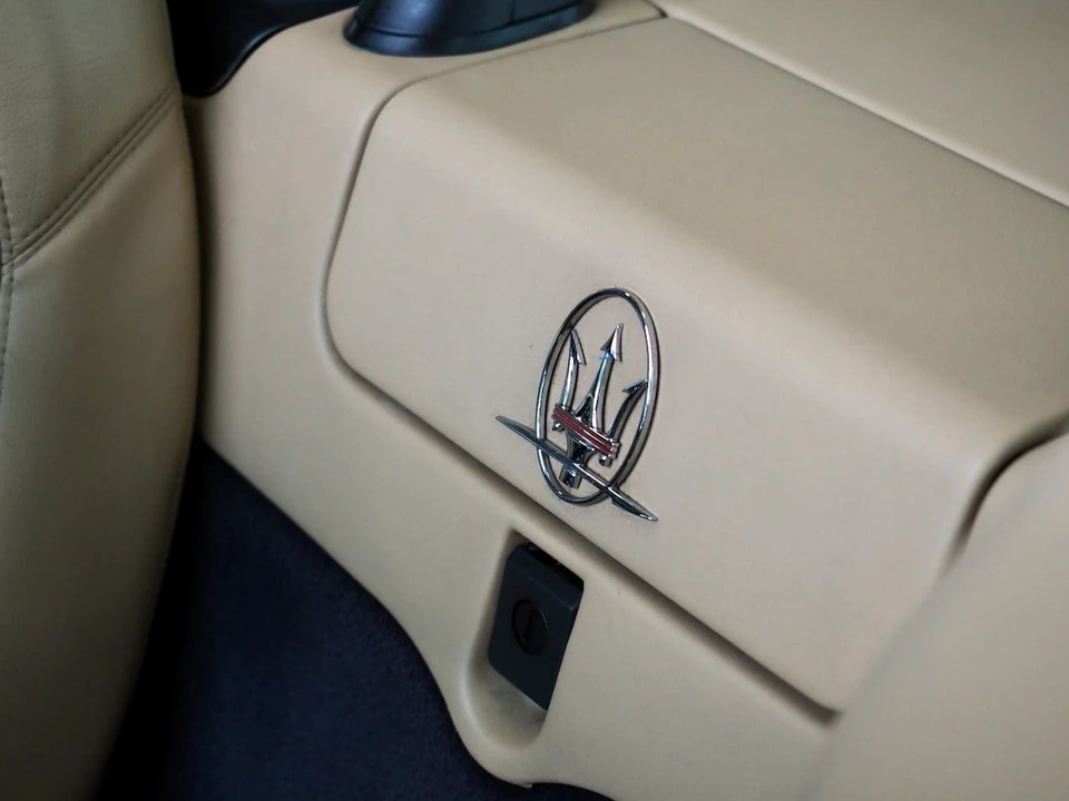 2003 Maserati Spyder - Image 14 of 30