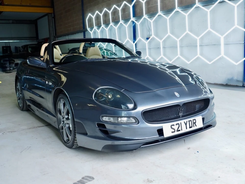2003 Maserati Spyder - Image 18 of 30