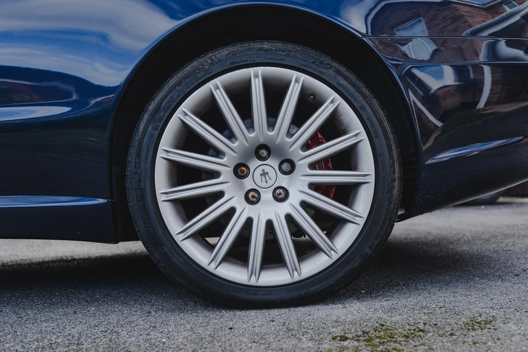 2003 Maserati Coupe - Image 15 of 30