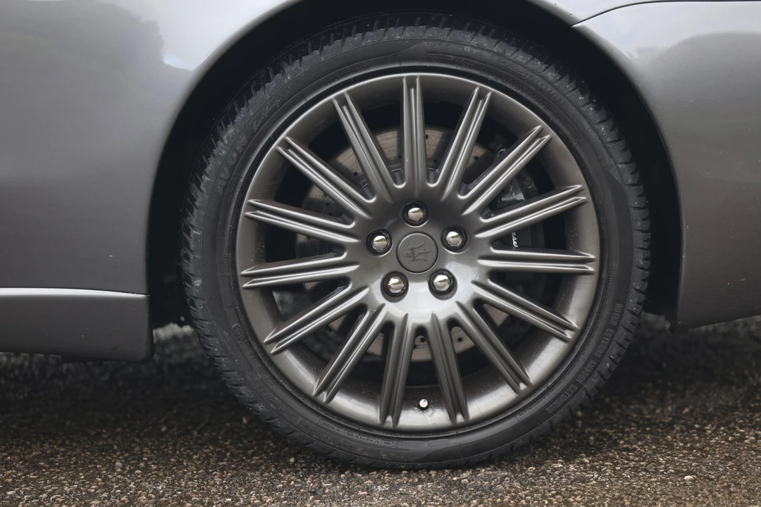 2003 Maserati Coupe - Image 20 of 30