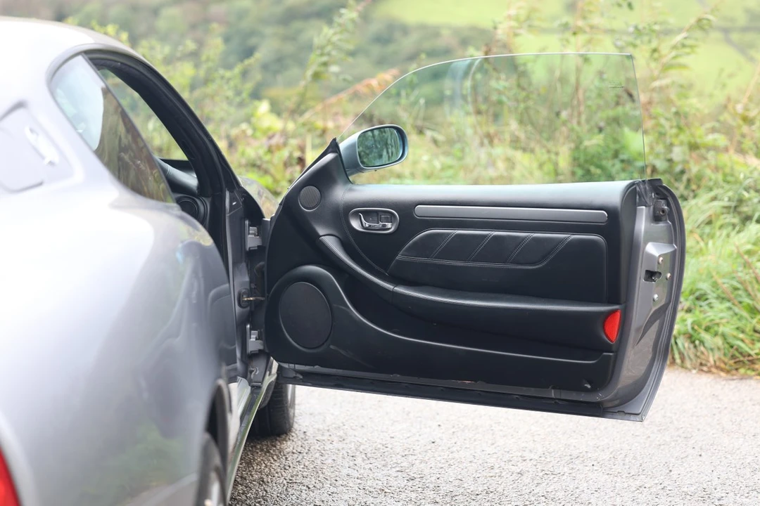 2003 Maserati Coupe - Image 25 of 30