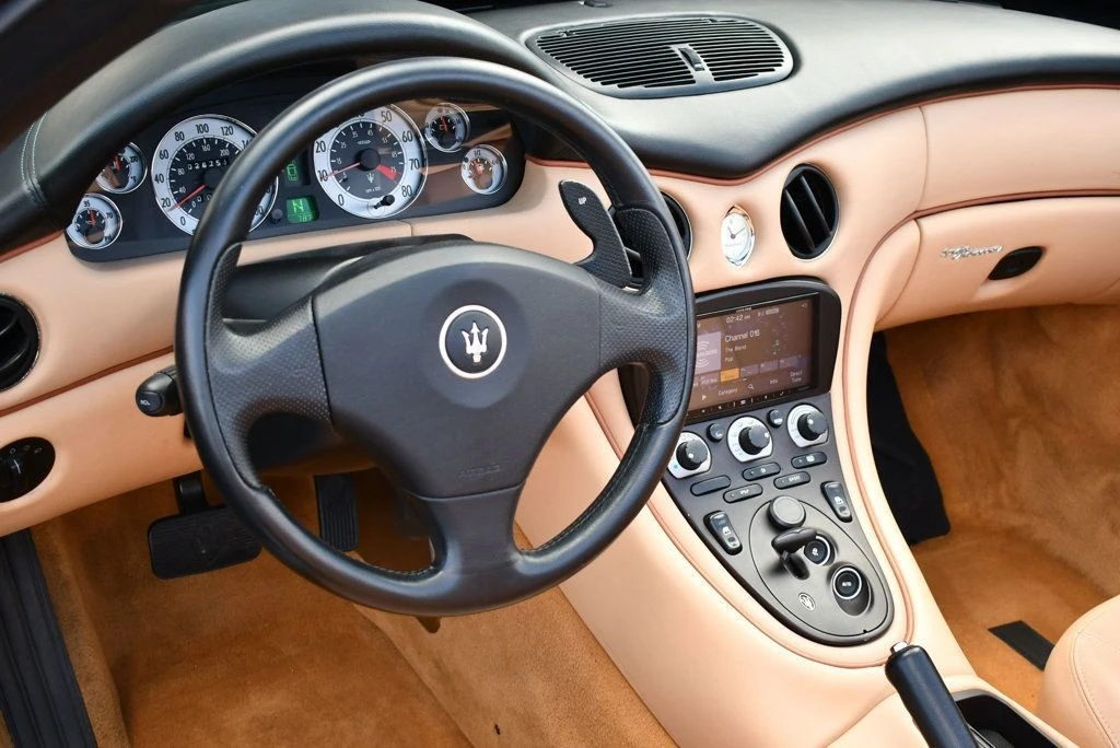 2003 Maserati Spyder - Image 11 of 12