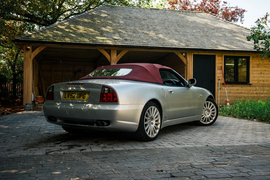 2003 Maserati Spyder - Image 16 of 30
