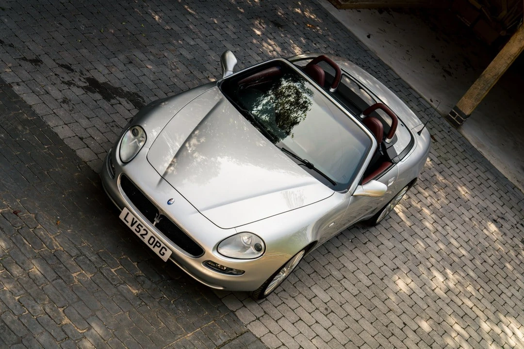 2003 Maserati Spyder - Image 19 of 30